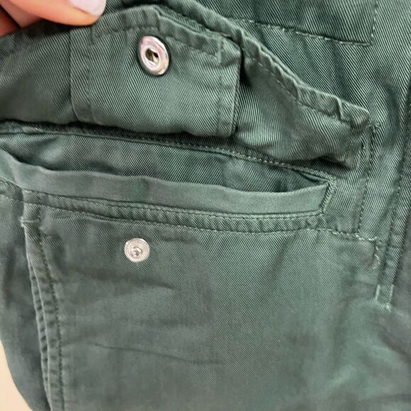 Gap army green lightweight vest zip up vest Sz M - Picture 4 of 7